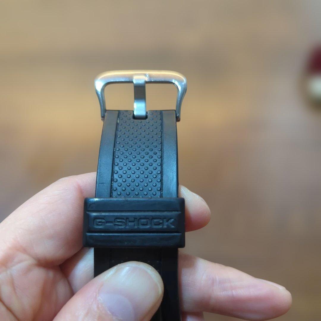 【値下げ】G-SHOCK GST-W110-1AJF メンズ 腕時計