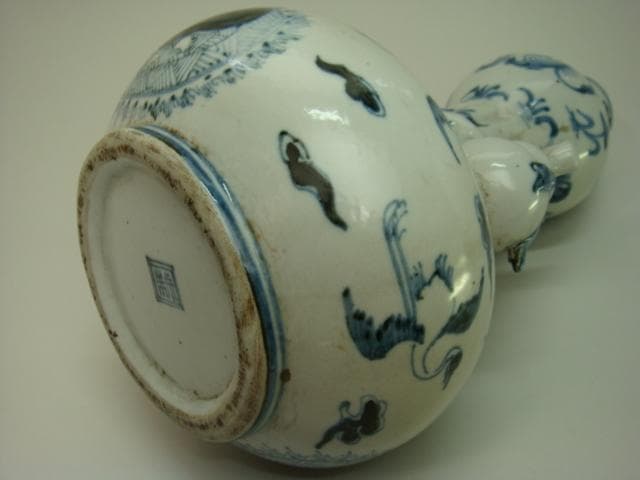 花瓶■中国古い染付 徳利型 瓢箪耳付き 鶴 龍紋 人物 古壷 景徳鎮 古玩 唐物