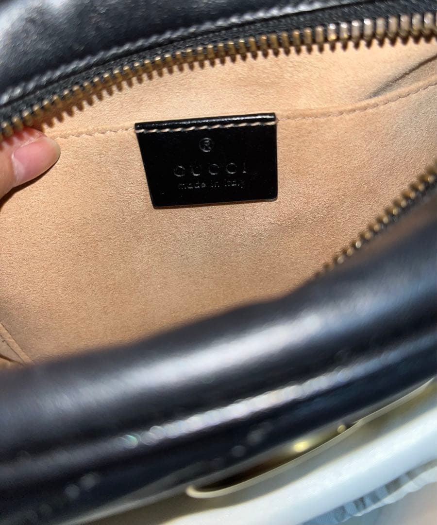 GUCCI マーモント ブラック GGロゴ ショルダーバッグ グッチ