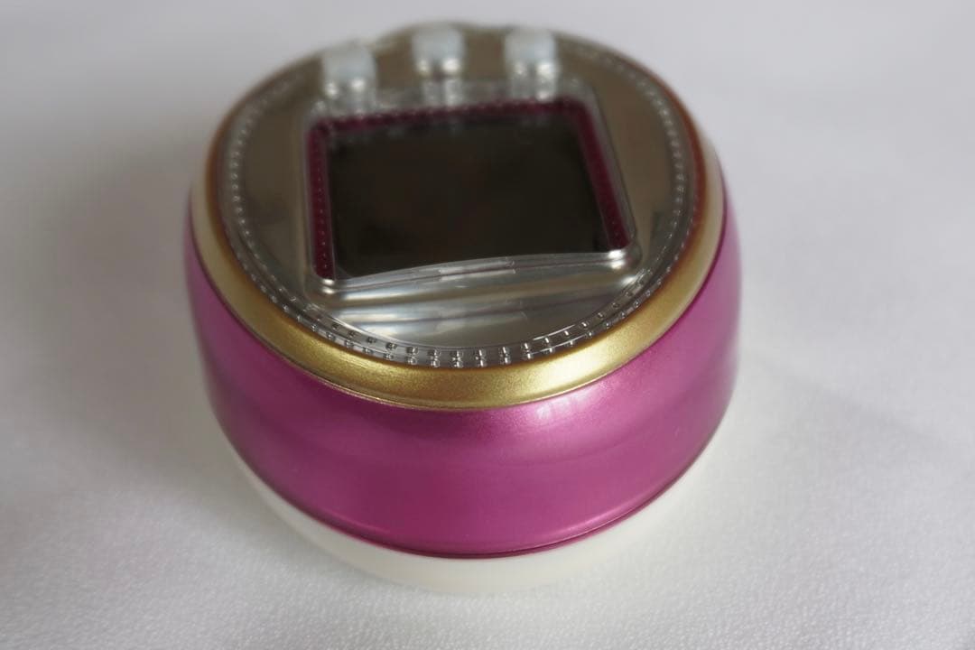 *極美品* 動作確認済み　たまごっち4u pink ピンク