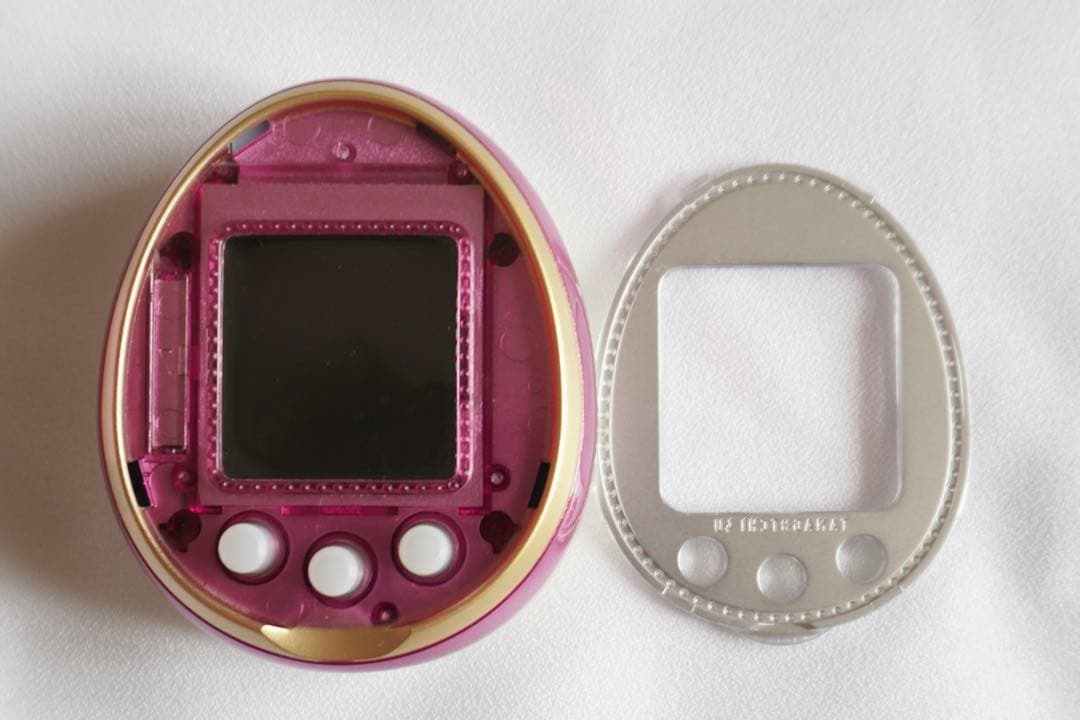 *極美品* 動作確認済み　たまごっち4u pink ピンク