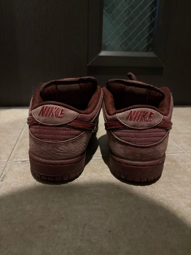 スケートボード Nike SB Dunk Low PRM City of Love 26.5