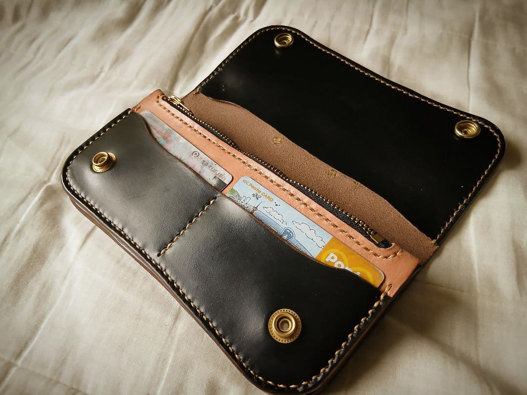 ホーウィン クロムエクセルレザー トラッカーウォレット 経年変化 ロング