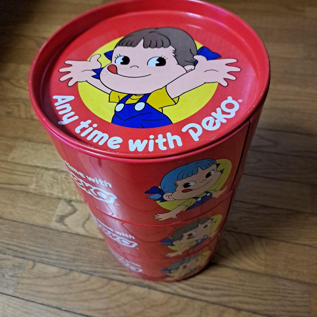 不二家ペコちゃん　昭和　非売品　激レア　三段収納缶