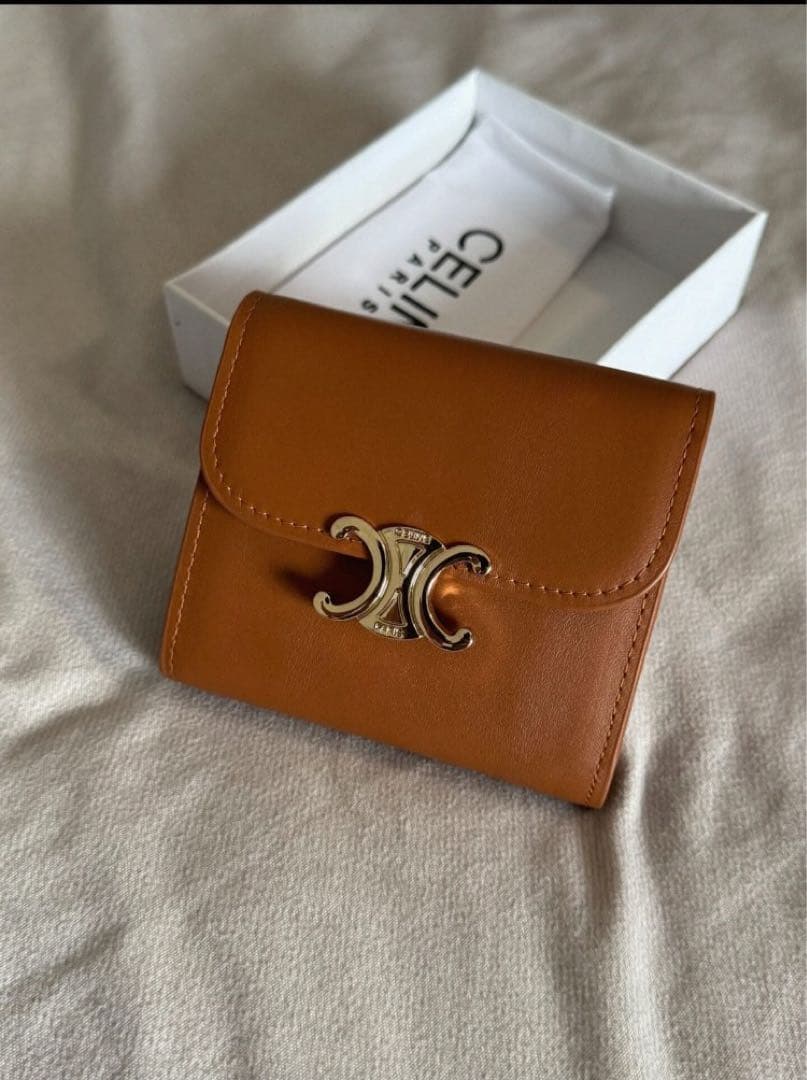 CELINE セリーヌ トリオンフ レザー 三つ折り 財布 ブラウン
