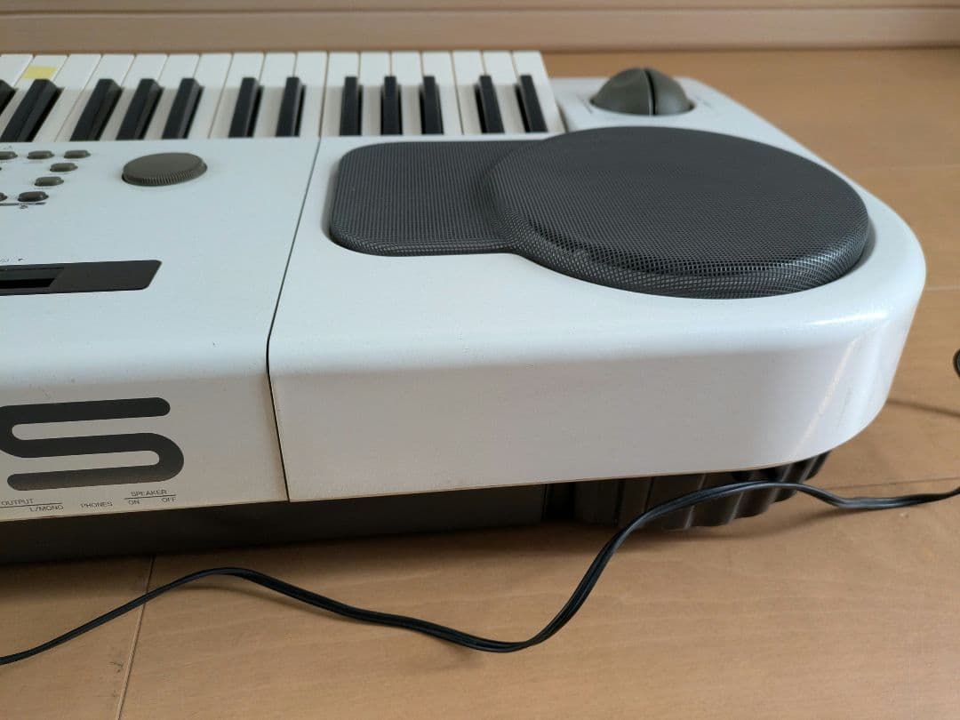 ヤマハ シンセサイザー EOS B700 MDF3 ジャンク扱い品