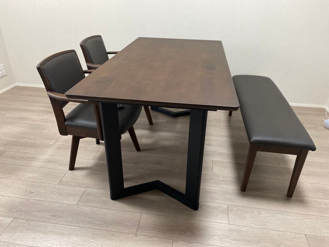 直接取引限定　東京インテリア　ダイニングテーブルセット(回転チェア&ベンチ)