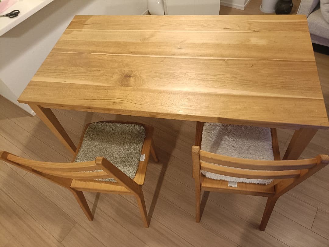 【akki】キシル　ダイニングテーブルkurumi