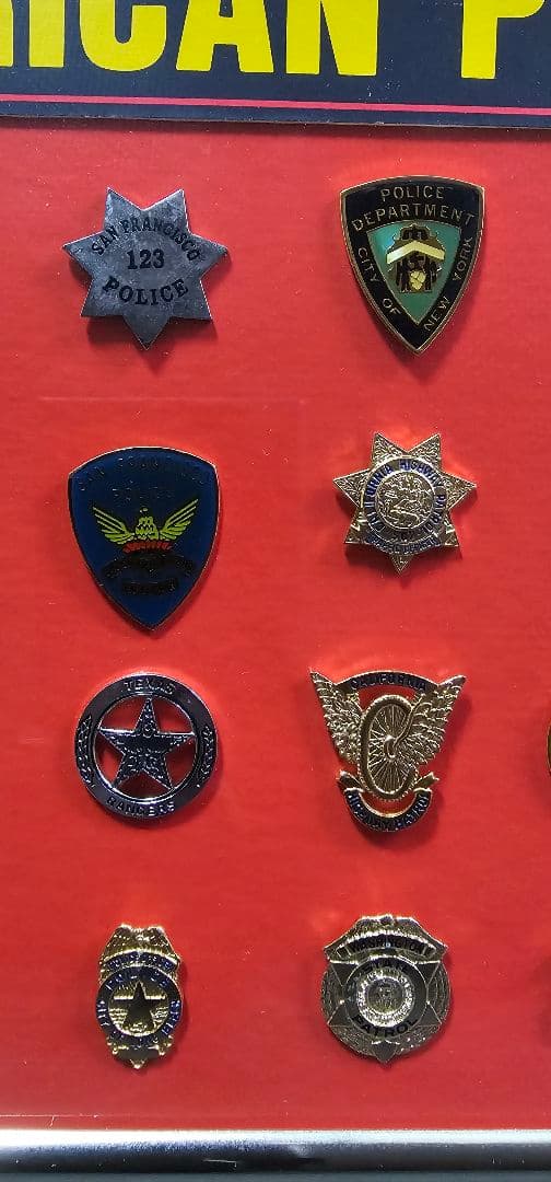 値段交渉可】アメリカ警察バッジコレクション 24個 値段交渉可