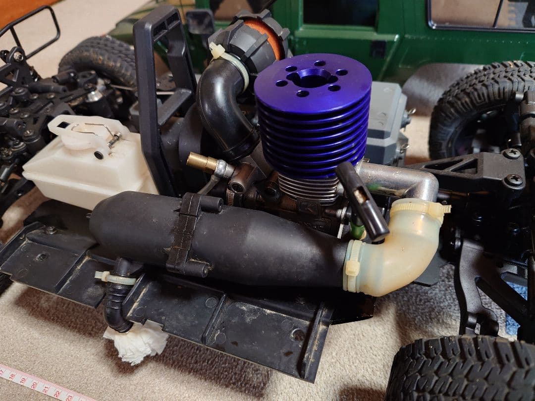 大*輝様 中古 ディアゴスティーニ ラジコン 1/8 RC ハマーH1 エンジン