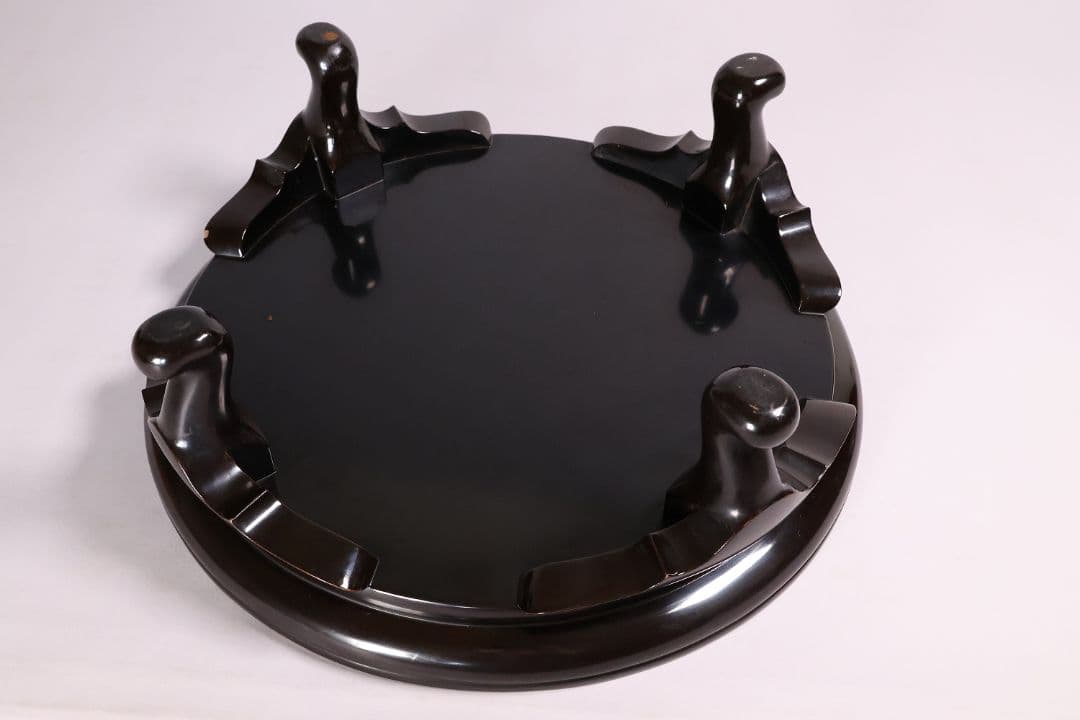 木製 漆塗 古い黒塗丸卓 39.5cm 花台 香炉台 丸形 猫足【MA612】