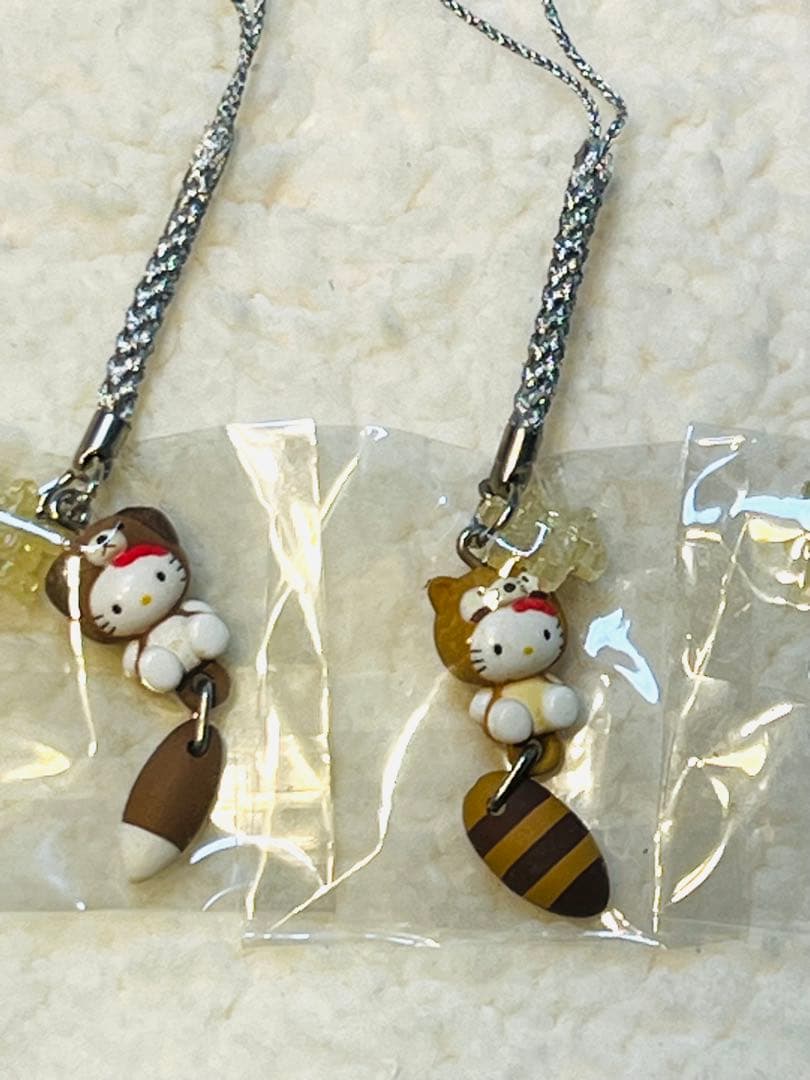 激レア‼︎ サンリオ ハローキティ　しっぽ倶楽部 冬季限定　根付け全5種