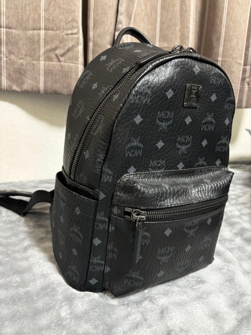 ☆ 近藤悠二 山染付飾皿 美しい一品です☆y433 ☆ 近藤悠二 山染付飾皿