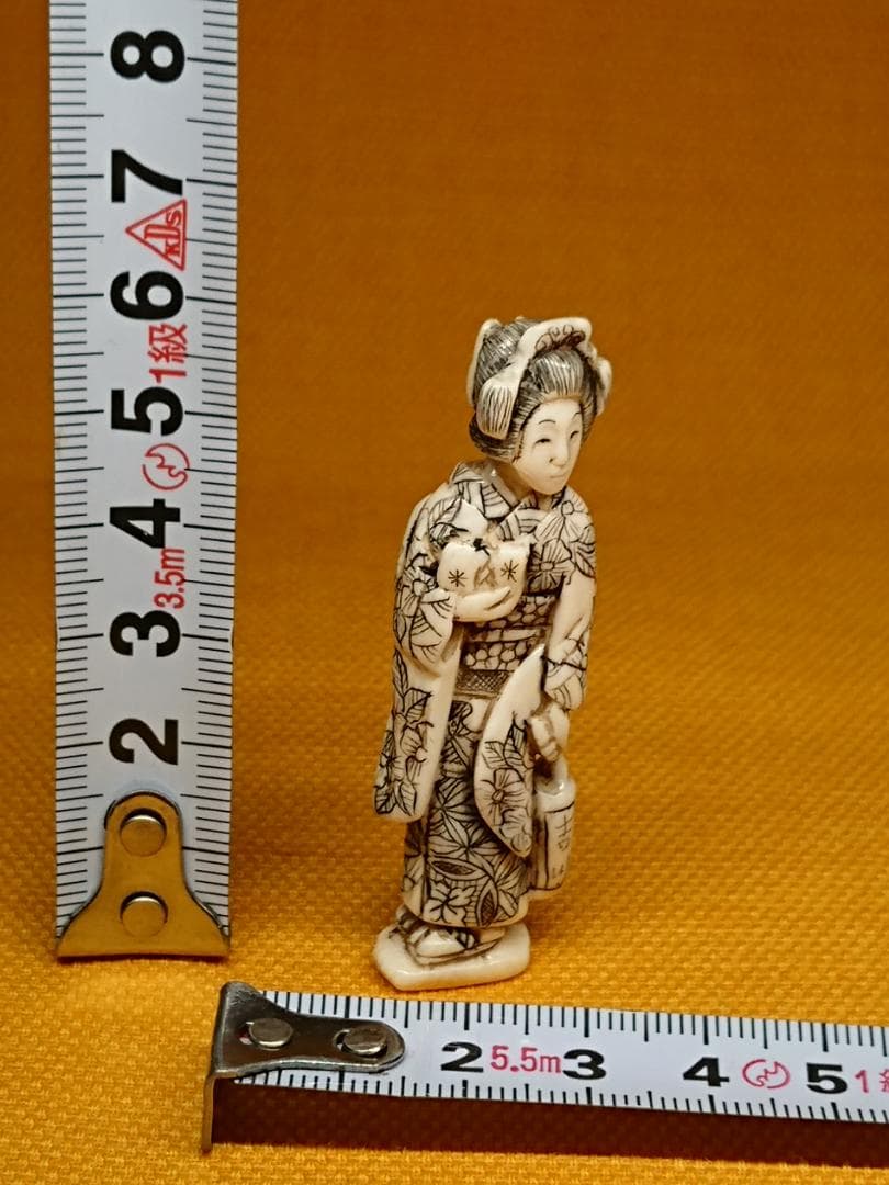 人形 天然素材 彫刻 彫像 根付 置物 インテリア 工芸品 美術品 A2505
