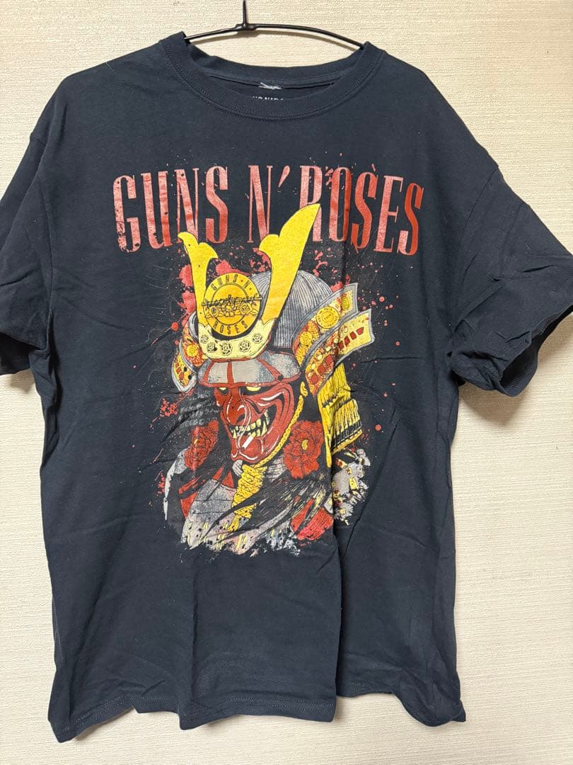 GUNS N' ROSES サムライ Tシャツ Lサイズ 2017年神戸公演 GUNS N´ ROSES サムライ Tシャツ Lサイズ 2017年神戸公演の通販はau