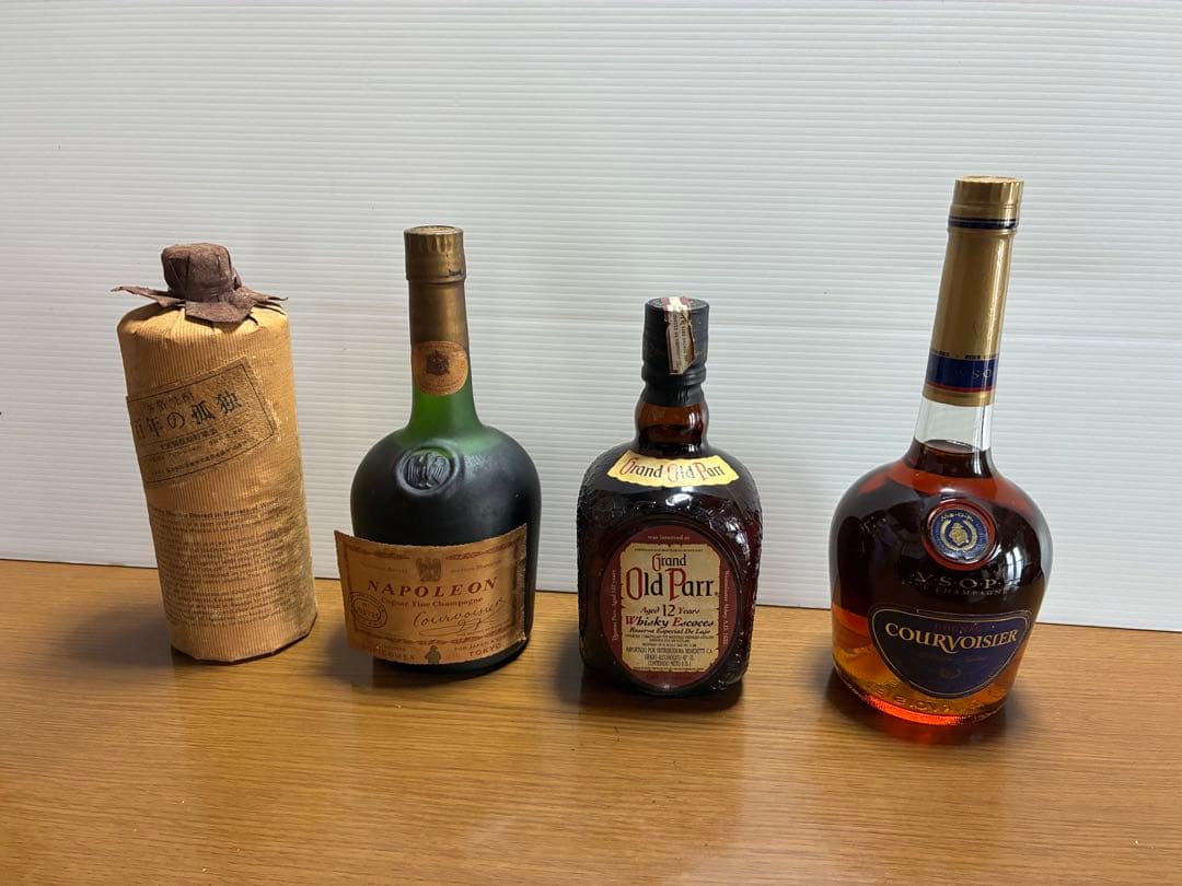 百年の孤独（焼酎）など 本格麦焼酎長期貯蔵酒】百年の孤独 | 十亀酒店オンラインショップ