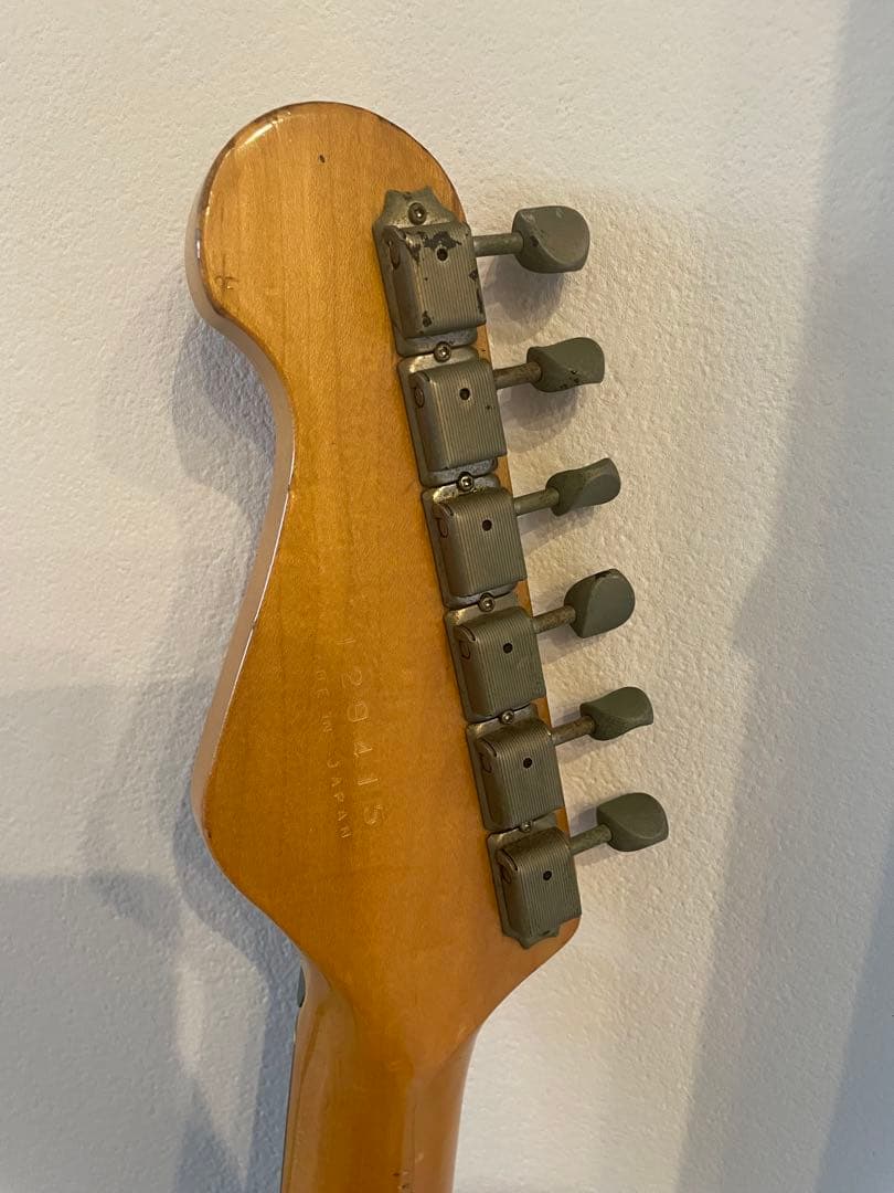 ギター YAMAHA ST800R Electric Guitar