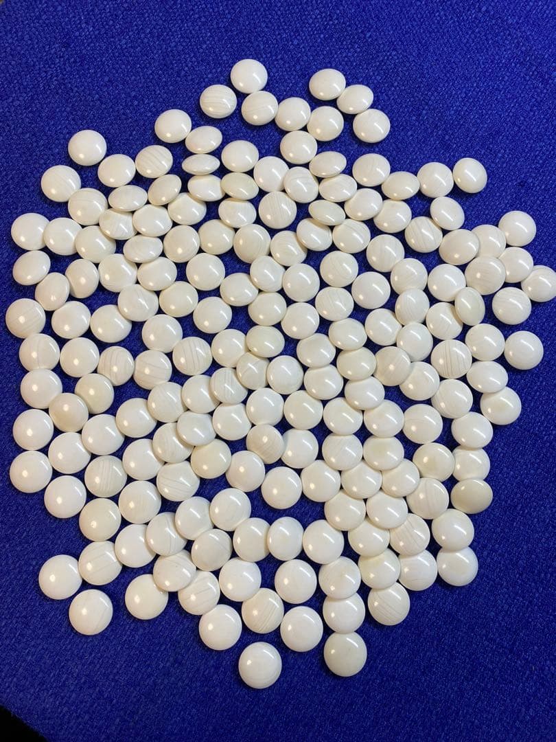 希少 蛤碁石 那智石 180粒ずつ　木箱付