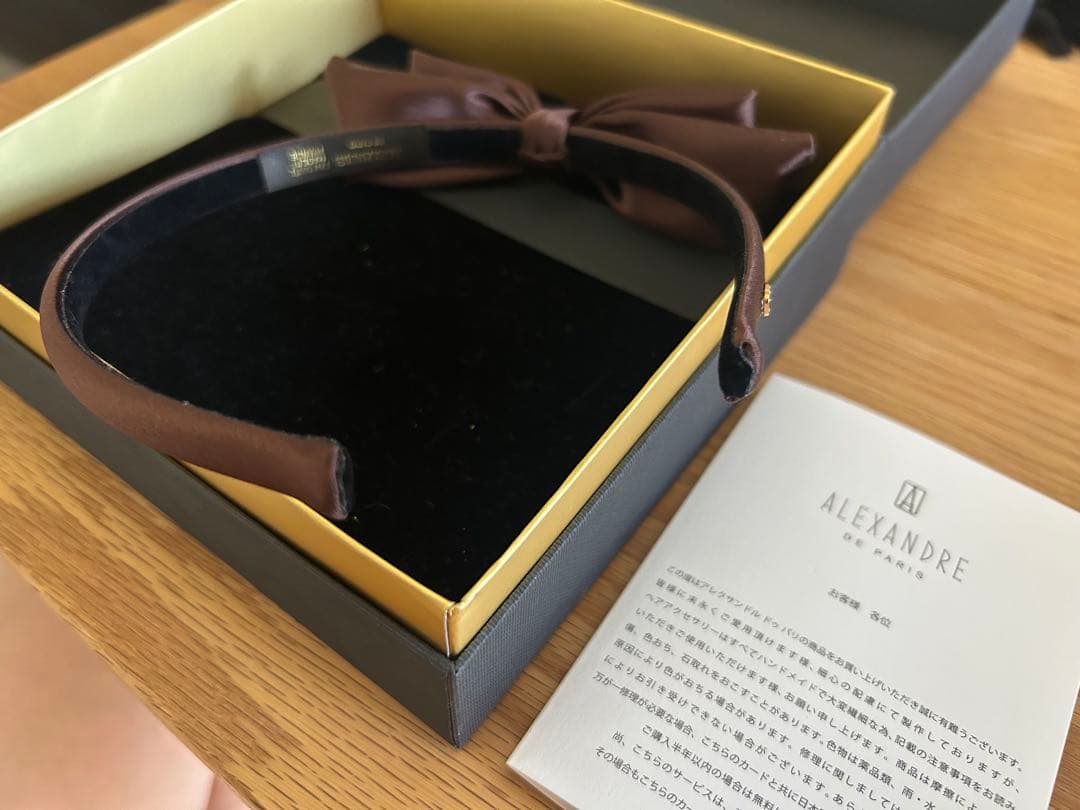 まかろんさま専用アレクサンドルドゥパリ サテンのリボンカチューシャ（ブラウン）