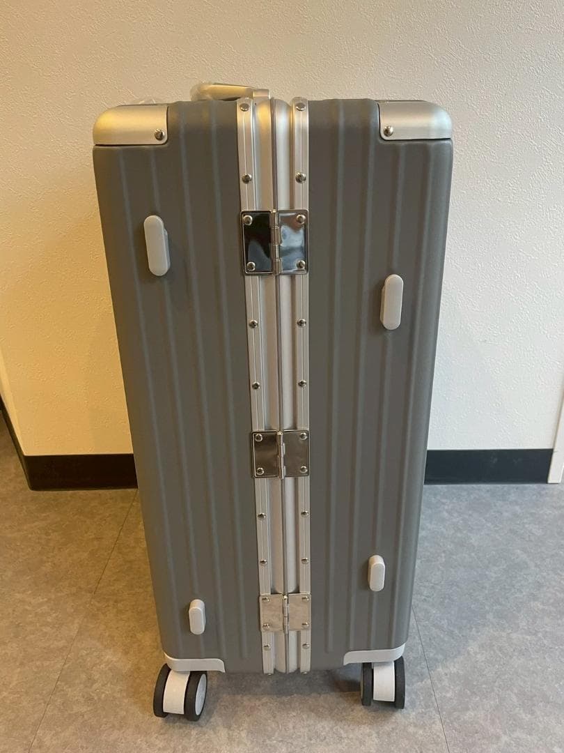 リベティ多機能キャリーケース【マットグレーМサイズ】11 mサイズ