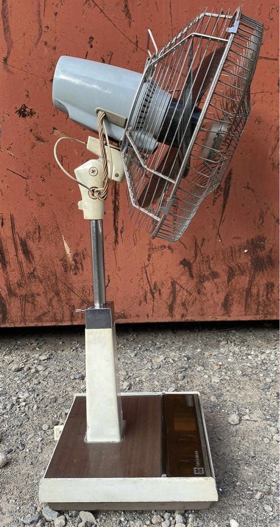 ち*う様 レトロ スタンド扇風機 シルバー