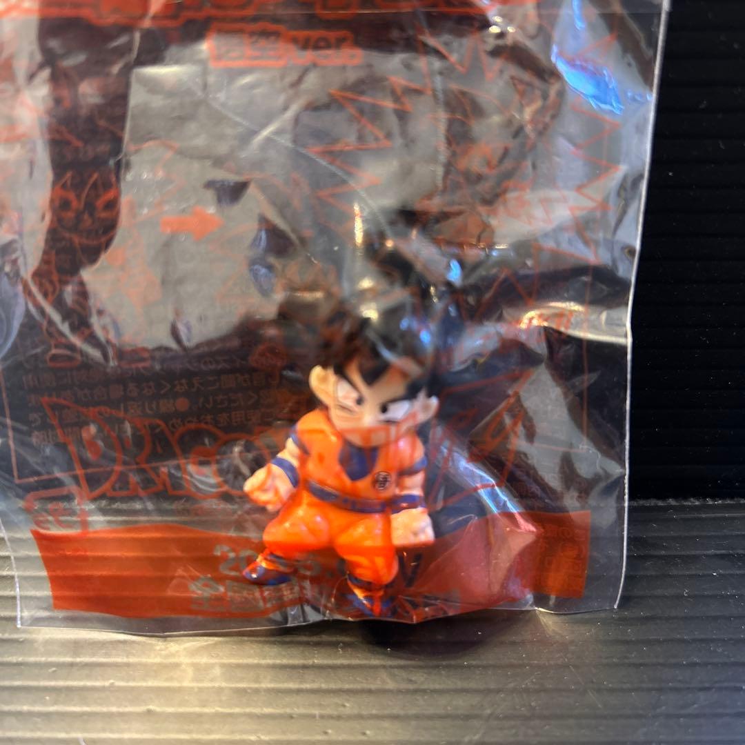 劇場版・鳥山明モデル超進化ストラップ悟空verフリーザverセット