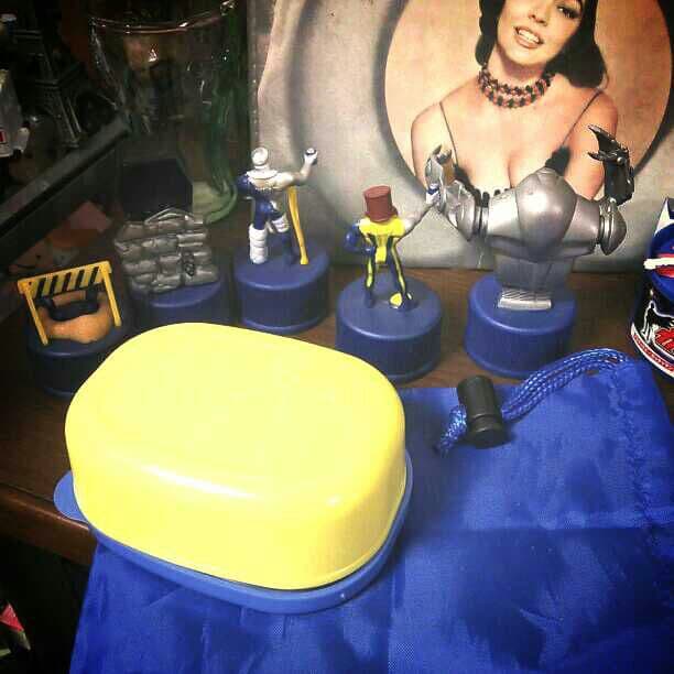 ペプシマンボトルキャップ5個&ミニ巾着&ミニケース