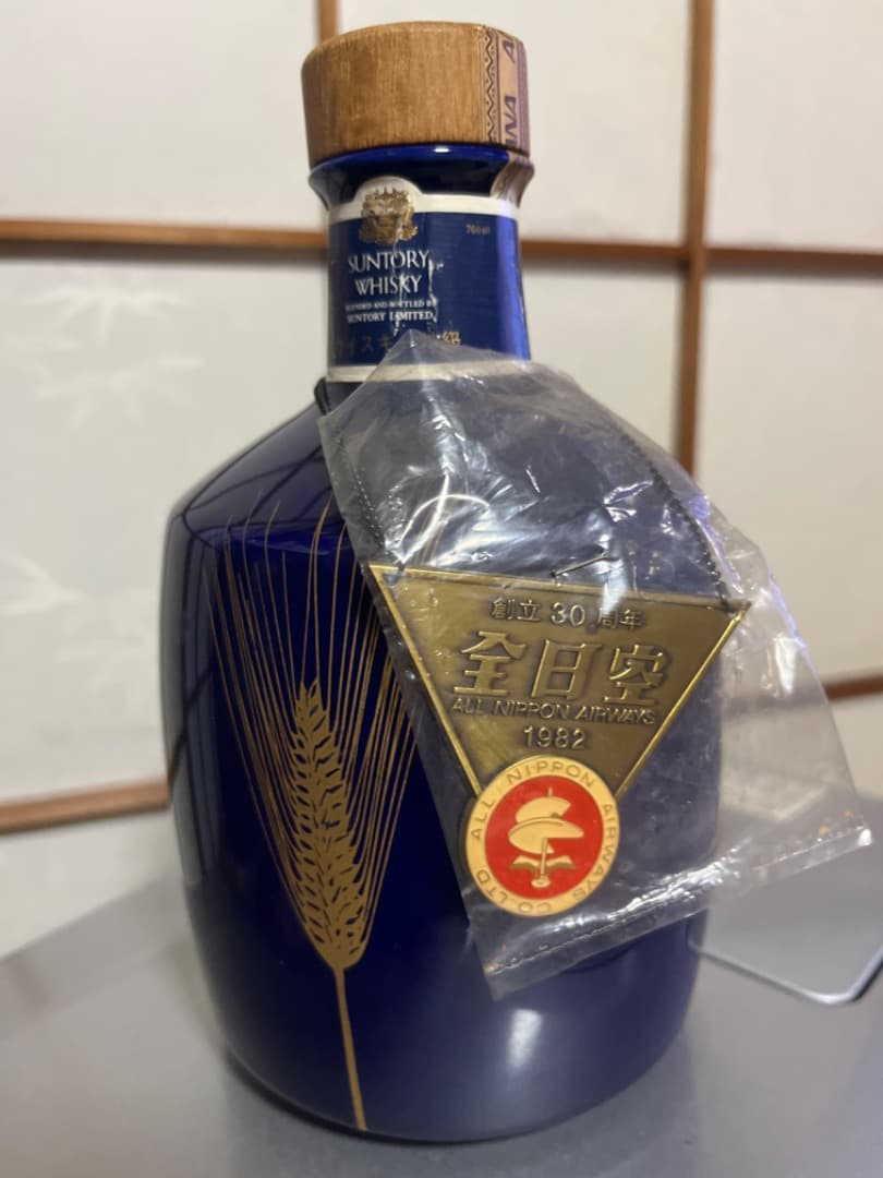 全日空30周年記念のサントリーボトル サントリー ウイスキー 全日空30周年1982記念 陶器ボトル 43% 760ml 箱