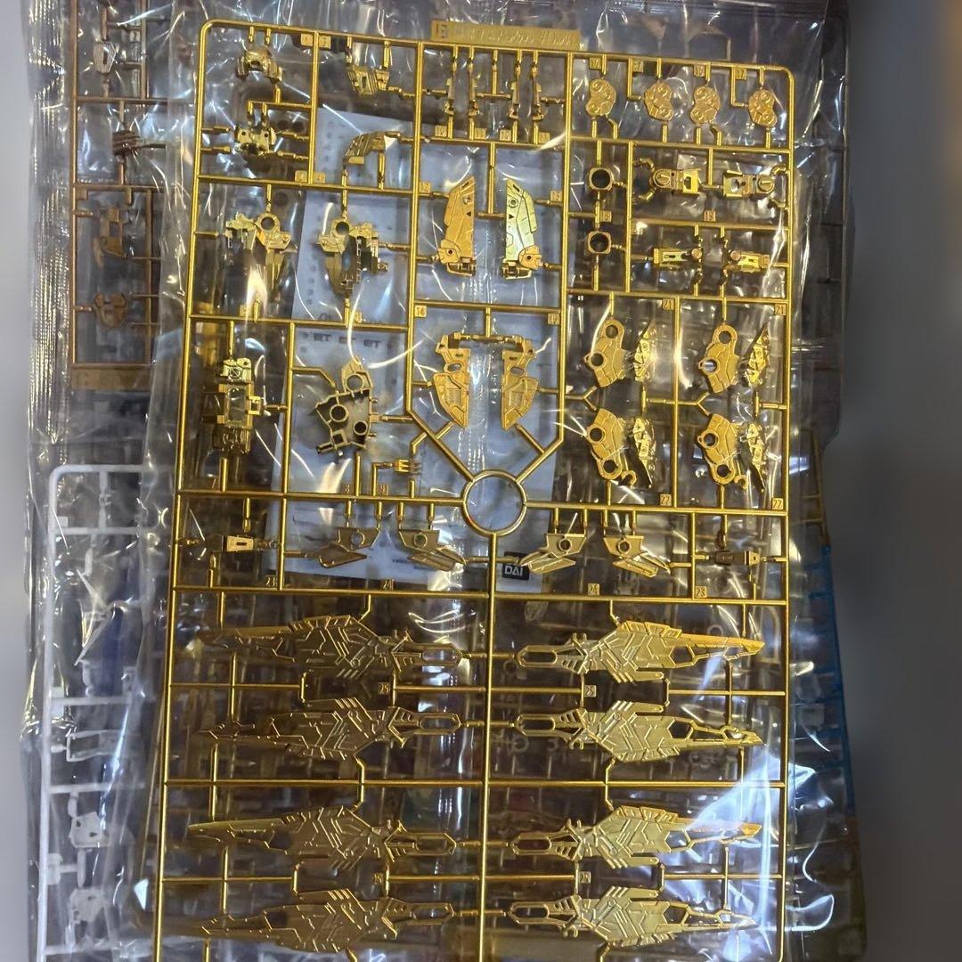 MGEX ストライクフリーダムガンダム　未組み立て オプションパーツ付属