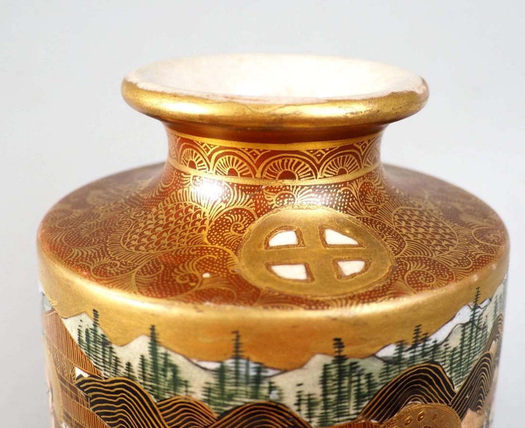 薩摩焼神戸大日本長州山　高浮彫羅漢　龍女　底部に在銘　明治輸出　里帰り