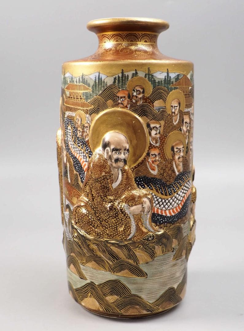 薩摩焼神戸大日本長州山　高浮彫羅漢　龍女　底部に在銘　明治輸出　里帰り