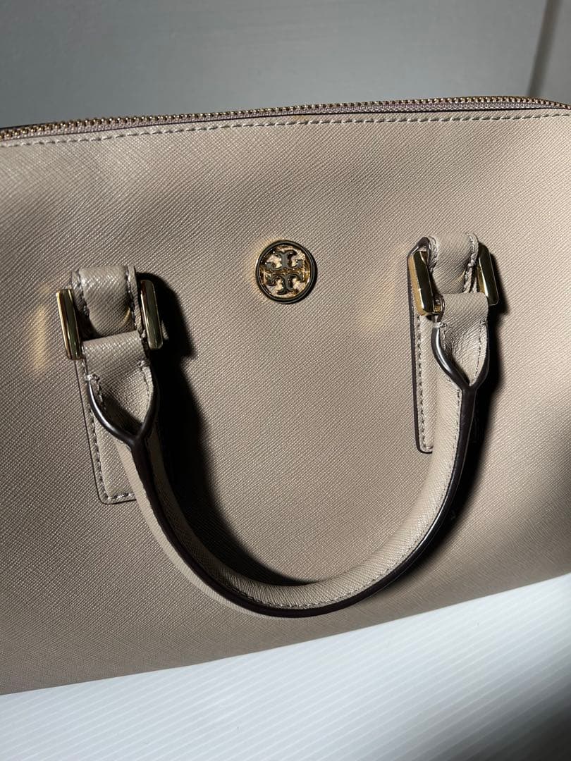 トリーバーチ ベージュ ハンドバッグ ショルダーベルト付