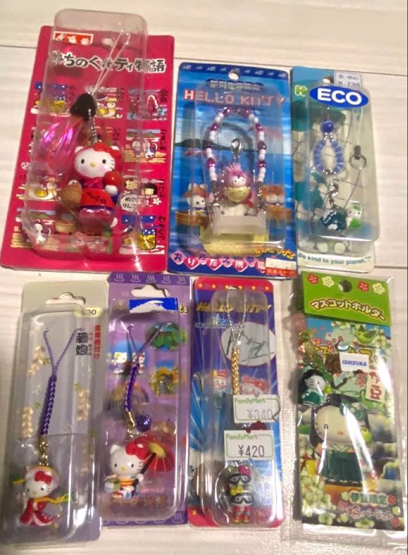 【レア】ハローキティ　ご当地限定　ストラップ　67点