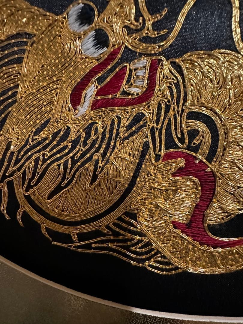 1960年代 ミッドセンチュリー 金色の龍 刺繍アート フレーム付き