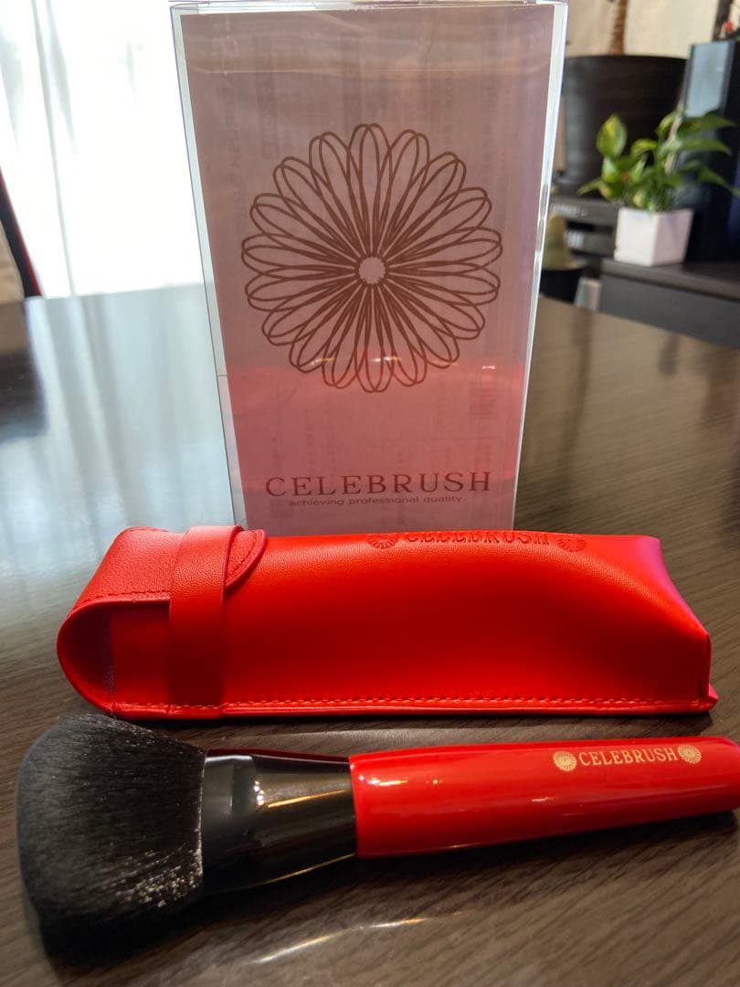 テラヘルツ CELEBRUSH フェイスブラシ