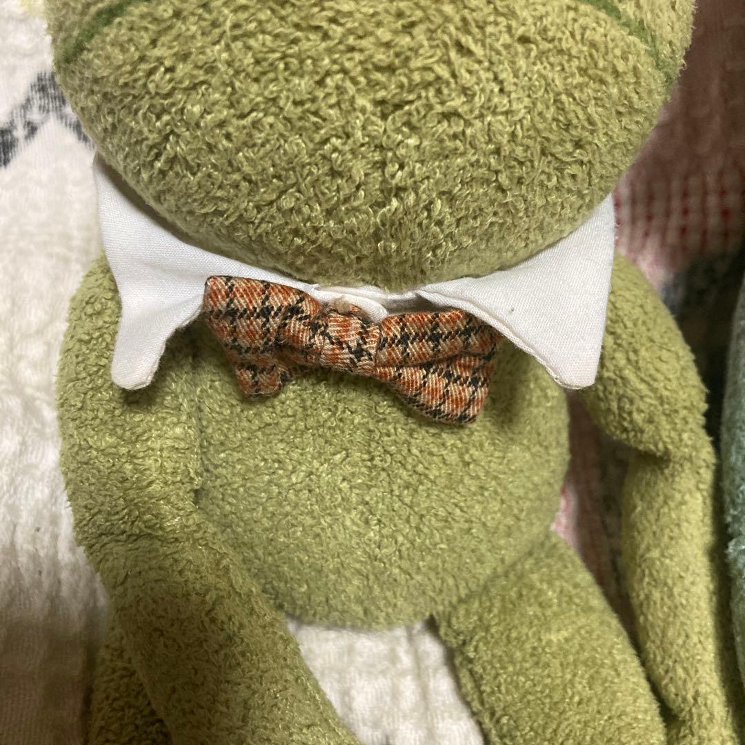 モンスイユ　カエル　ブリトー　ぬいぐるみ　中古品　色違い2こセット