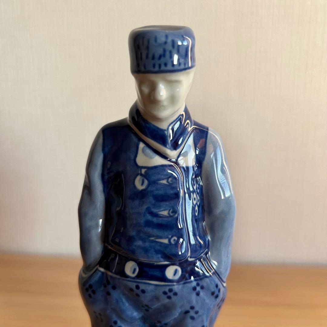 オランダ製ROYAL DELFT ロイヤルデルフト ファーマーと妻 フィギュリン