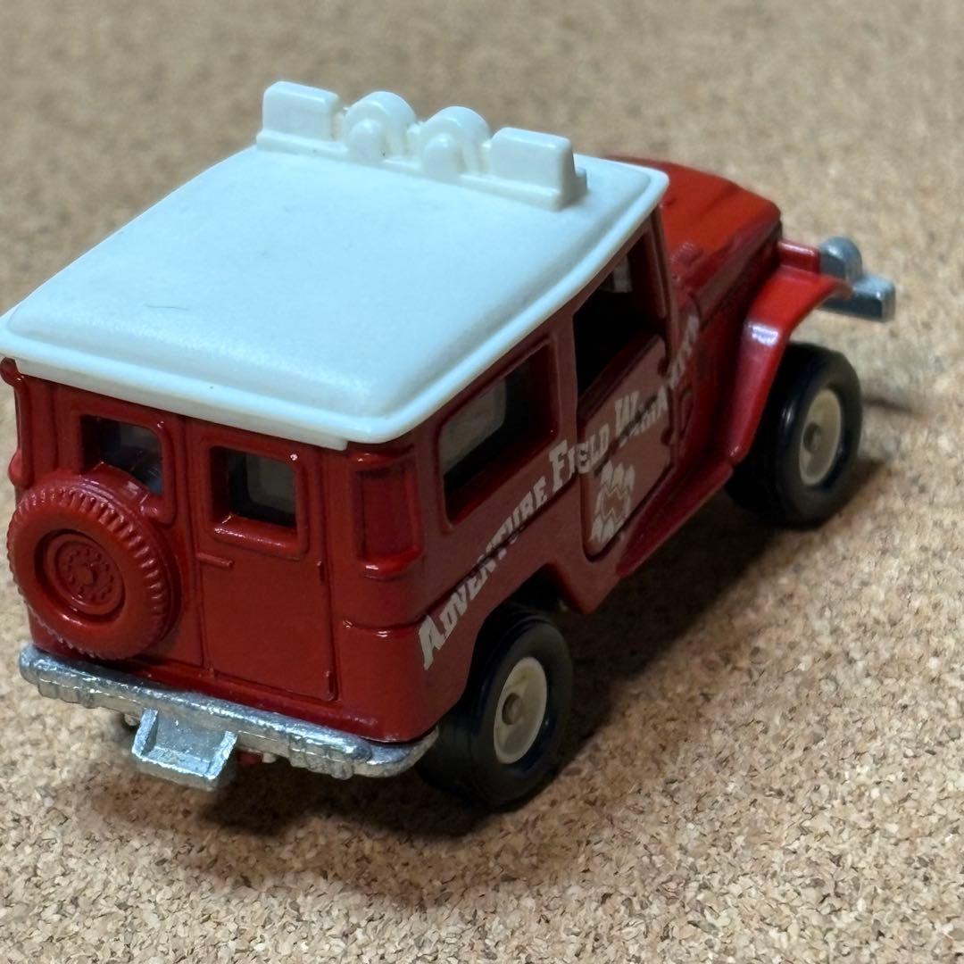 トミカ2トヨタランドクルーザー アドベンチャーフィールド若宮レッド
