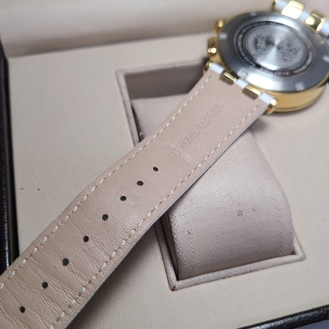 【美品】VERSACE　デュアルタイム　純正ベルト　電池交換済み　腕時計