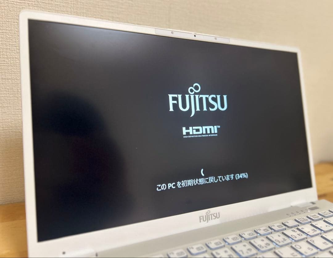 富士通 LIFEBOOK UH08/G3 ノートパソコン 故障修理保証2027年