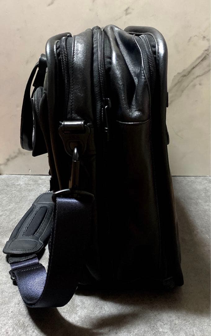 トゥミ 96160DH レザーEXPオーガナイザーPCブリーフ XL【特大強靭】