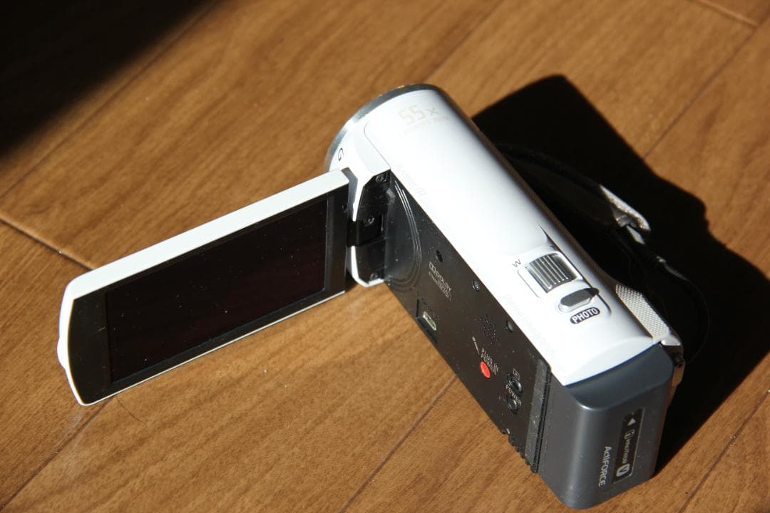 SONY HDR-CX390 ホワイト　ビデオカメラ　ソニー
