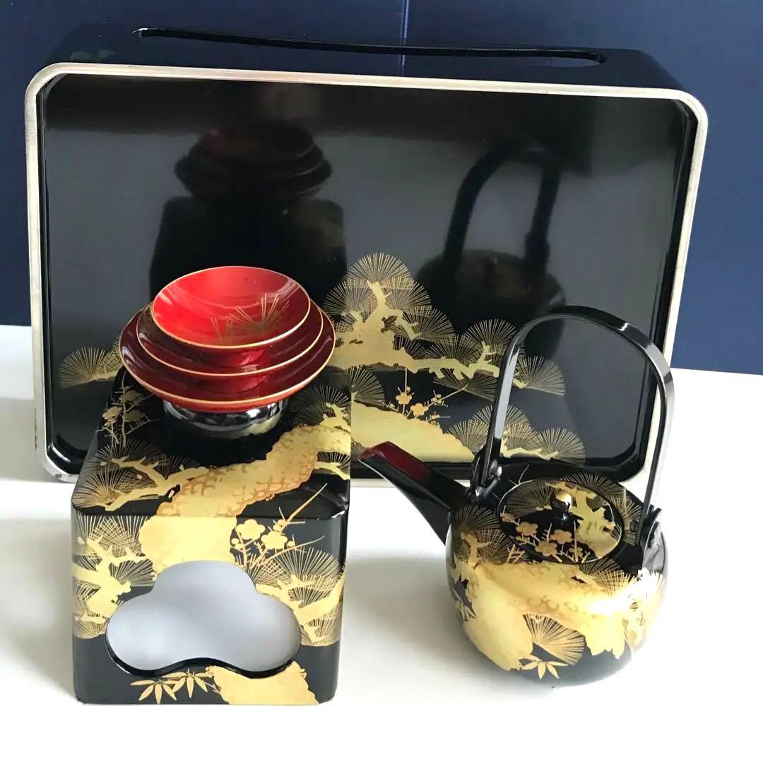 お屠蘇器 銀渕付 黒四つ揃　本松クリ足　松竹梅 金蒔絵 螺鈿 木製漆塗　豪華