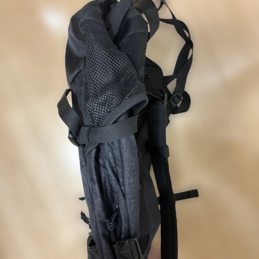 Coleman ブラック リュック ミッキー刺繍