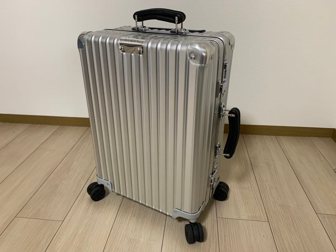 オリジナル キャビン S アルミニウム製機内持ち込み用スーツケース