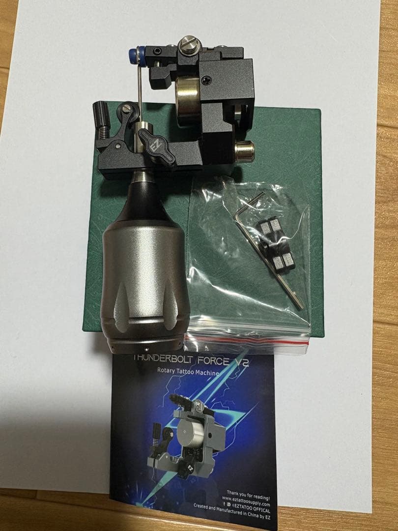 EZブランドのThunderbolt Force 2タトゥーマシン