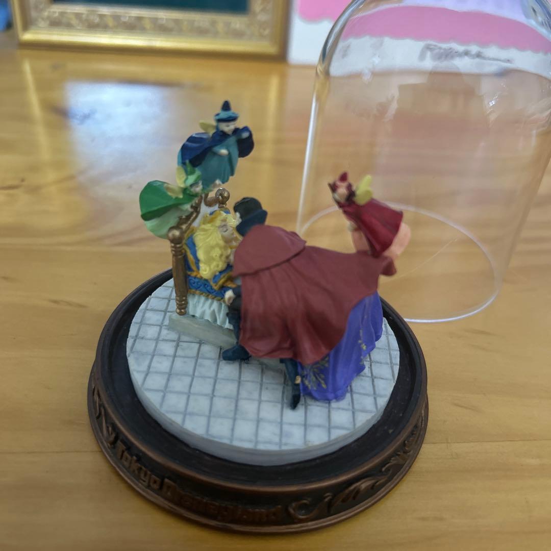 ディズニー眠れる森の美女プリンセス　プリンス　妖精　陶器