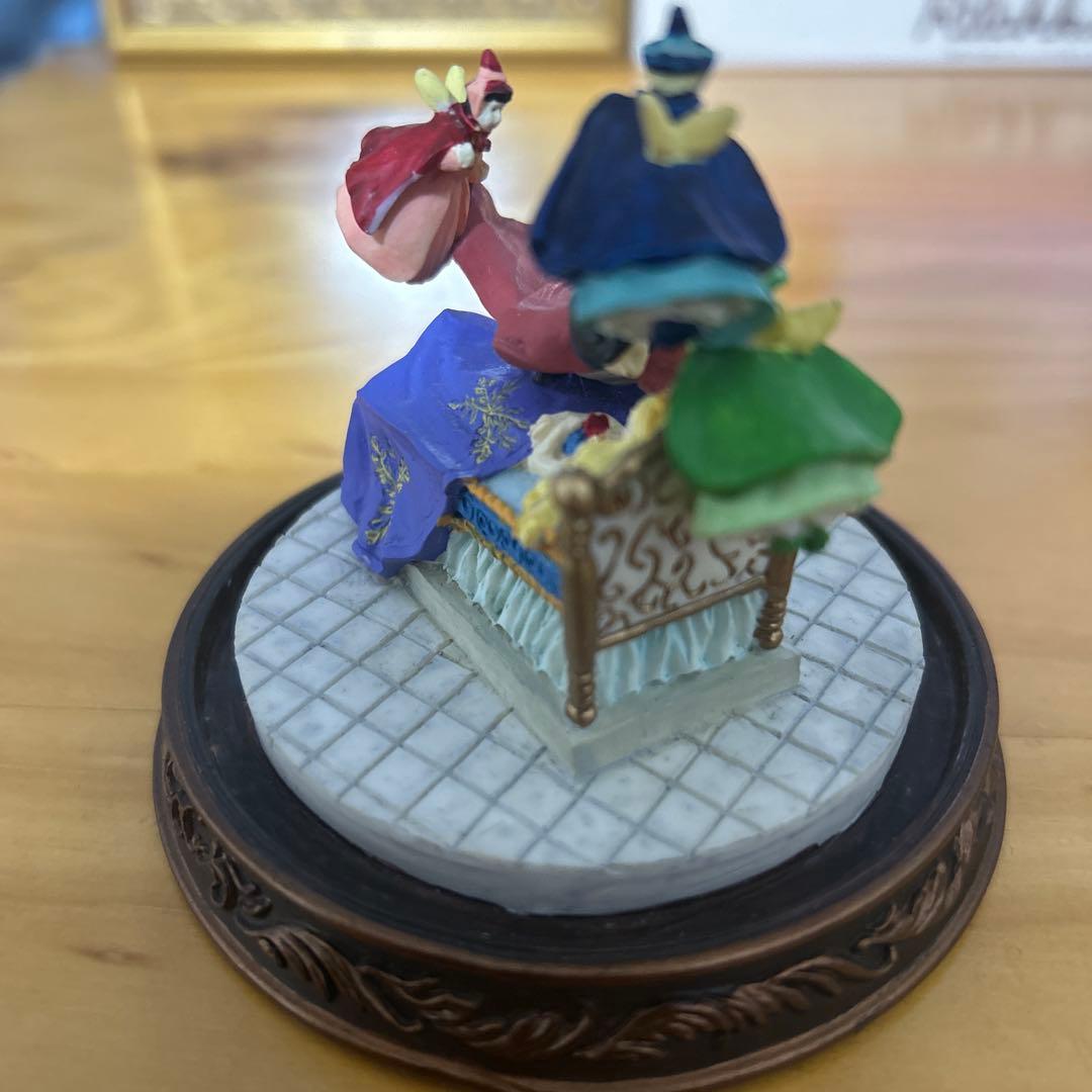 ディズニー眠れる森の美女プリンセス　プリンス　妖精　陶器