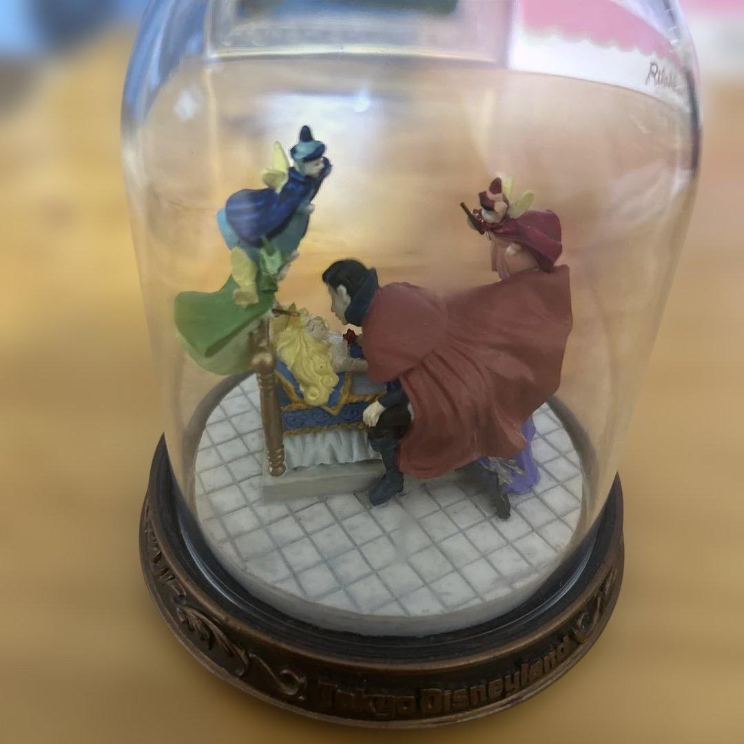 ディズニー眠れる森の美女プリンセス　プリンス　妖精　陶器