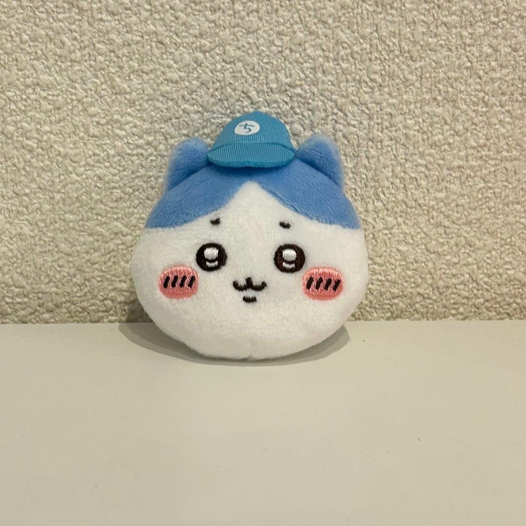 ちいかわ ぬいぐるみ 招福 だるまになっちゃった おかおバッチ